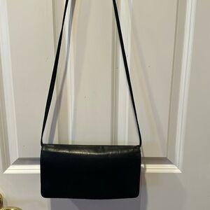Hobo Convertible Shoulder Bag/Clutch/Wristlet. EUC